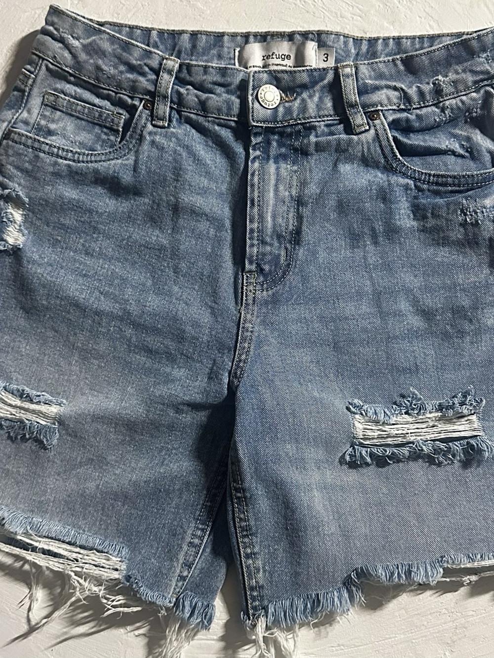 Refuge Distressed Denim Jean Shorts Size 3